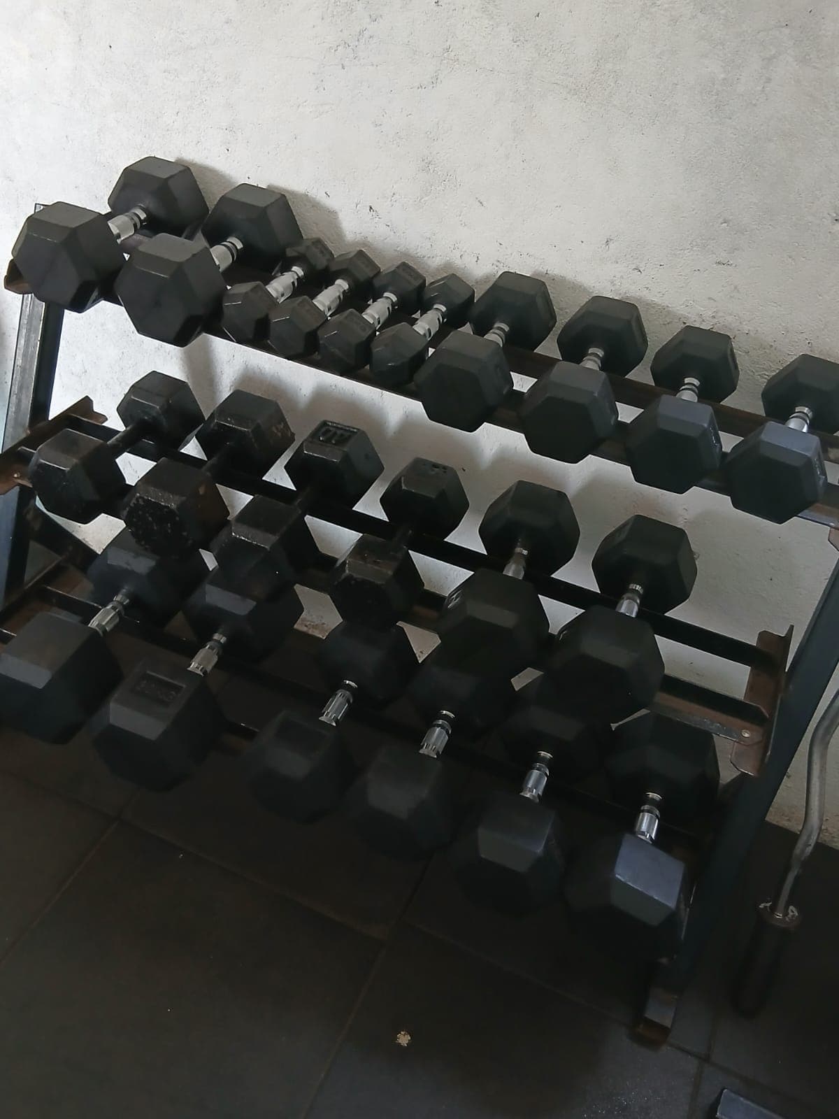 Ironside Gym hex dumbells