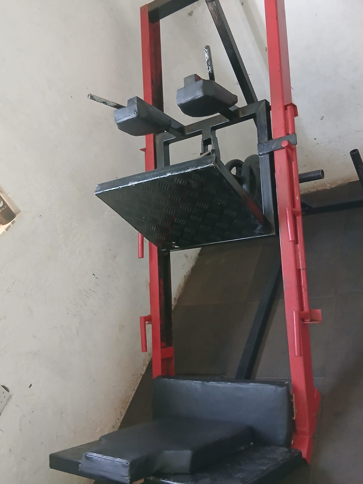 Ironside Gym leg press