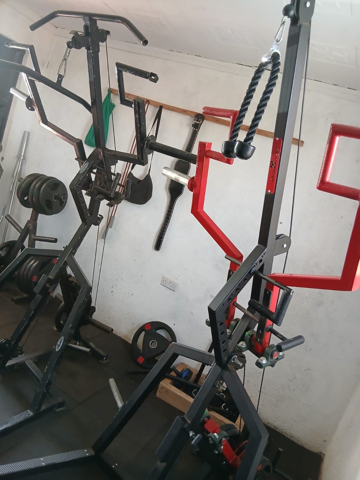 Ironside Gym multi function cable machine