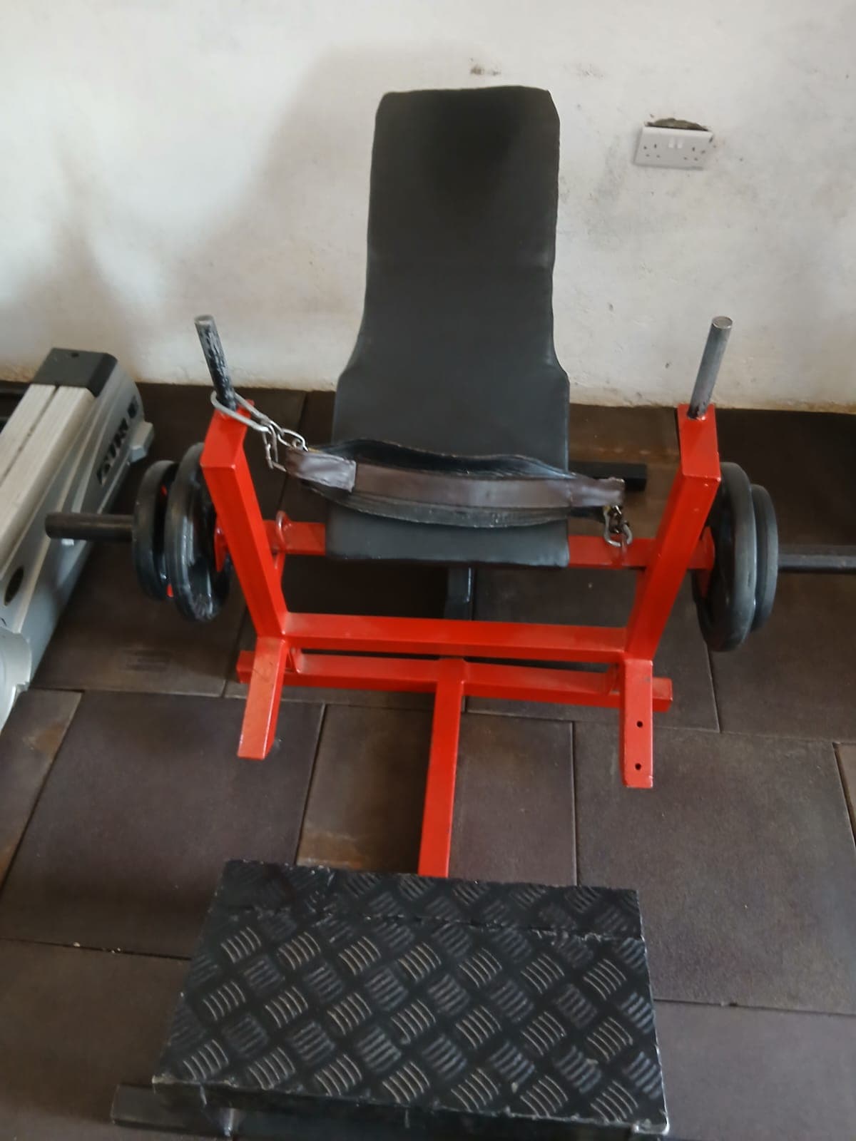 Ironside Gym plate loaded leg press